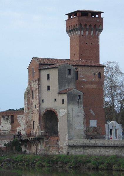 Arquivo: Pisa Citadel 02.jpg