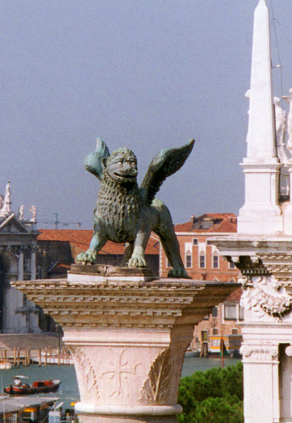 File:Lion of Venice on column in Piazzetta Venice.jpg