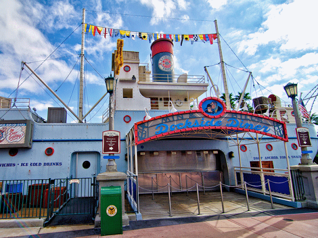 Restaurante Min & Bill's Dockside Diner no Hollywood Studios em Orlando 