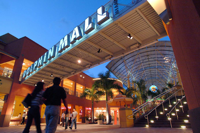  Dolphin Mall em Miami 