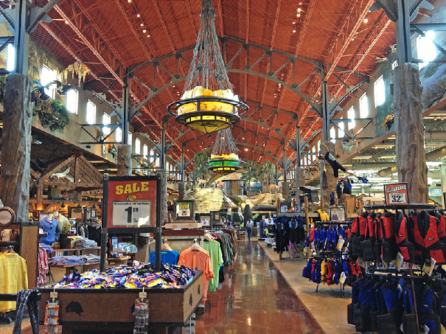 Bass Pro Shops Outdoor World  na International Drive em Orlando