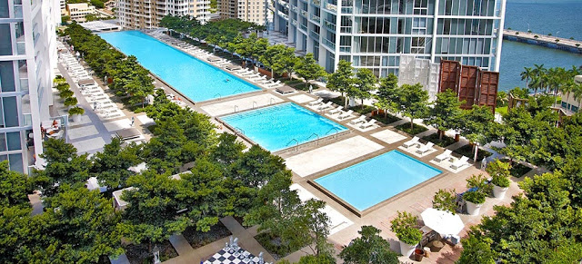 Aluguel de apartamentos - Viceroy Miami Piscina