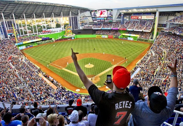 Estádio de Beisebol Marlins Park em Miami