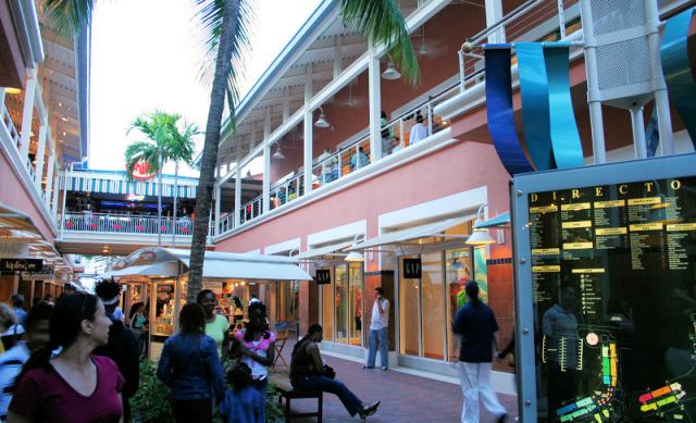 Bayside MarketPlace Shopping Miami