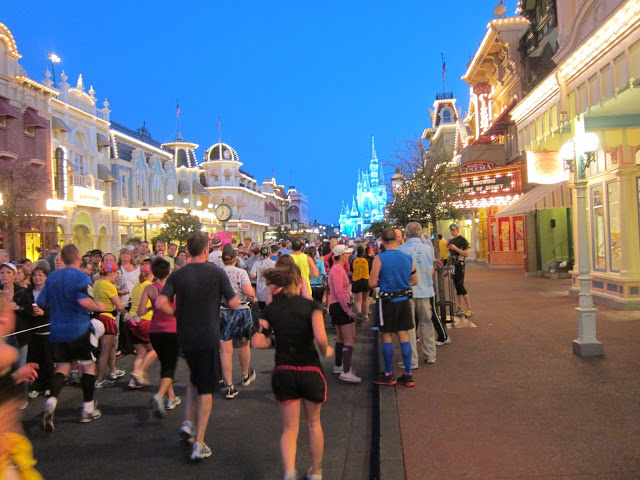 Corrida Meia Maratona Disney no Magic Kingdom