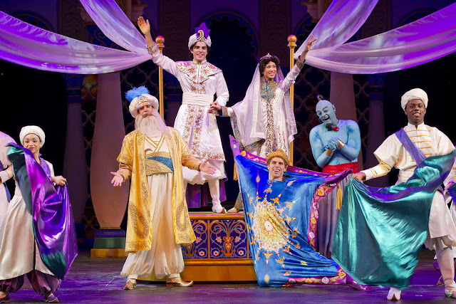 Navio Disney Fantasy Cruzeiro Aladin Musical