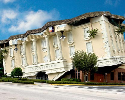 WonderWorks Orlando - Casa de ponta-cabeça