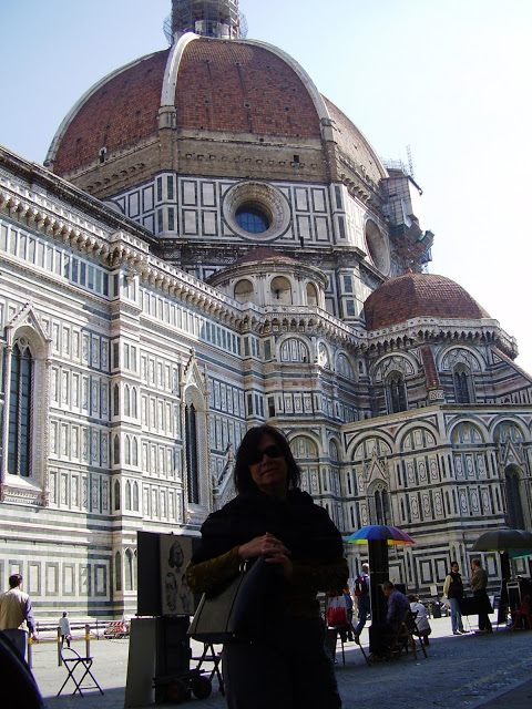 Side view - Florence - Italy