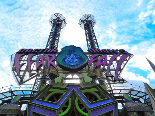 Doctor Doom's Fearfall no Islands Of Adventure em Orlando 