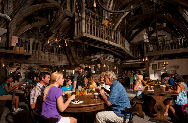 Restaurantes no Port of Entry no Islands of Adventure em Orlando