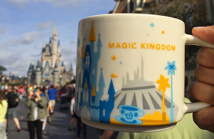 Canecas da Disney no Starbucks dos Parques em Orlando