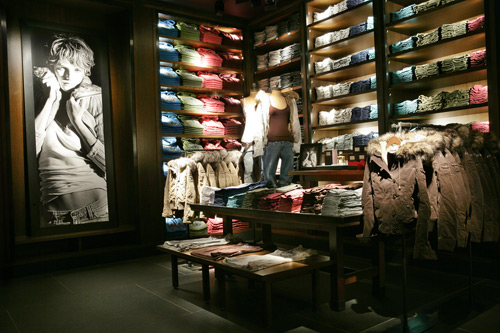 Lojas Abercrombie Miami e Orlando