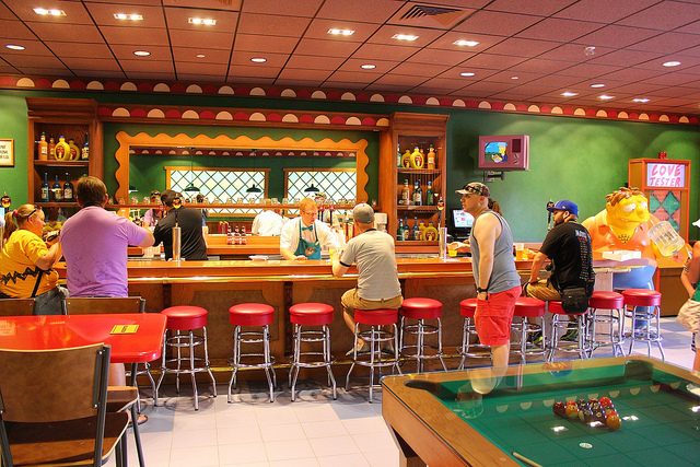 Simpsons e o Bar do Moes - Universal Studios Orlando